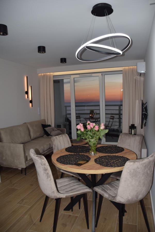 M&M Apartament Dziwnowek Exterior photo